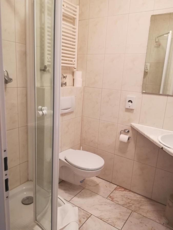 Hotel Schlossgarten Gladenbach Eksteriør bilde