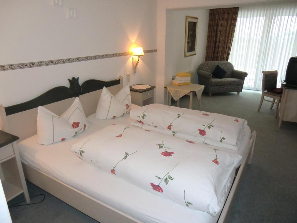 Hotel Schlossgarten Gladenbach Rom bilde
